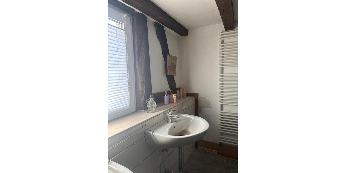 Einfamilienhaus Schieder-Schwalenberg Schwalenberg - 4 Zimmer, 180 m&sup2;, 1.200&euro; | Angebot:26125151