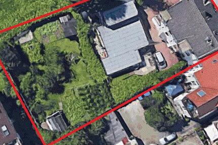 Attraktive Kapitalanlage - MFH mit zusätzlich freistehendem EFH 20 zimmer