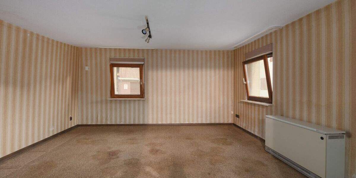 Einfamilienhaus Königsbach-Stein Königsbach - 7 Zimmer, 193 m&sup2;, 298.000&euro; | Angebot:24860353