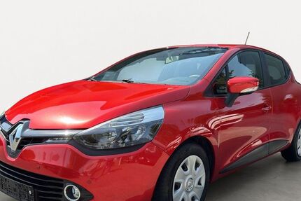 Renault Clio 91.500 km 7.800 € Langenweddingen 39171