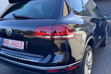 VW Touareg 202.000 km 17.490 € Wolfsburg 38448