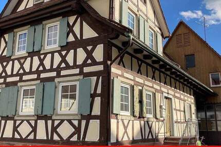 Haus Friesenheim - 8 Zimmer, 205 m&sup2;, 205.000&euro; | Angebot:25112029