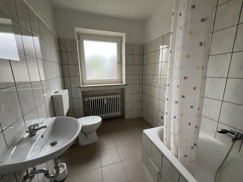 3-Zimmer-Wohnung - 75 m² Wfl. - Balkon - Aufzug - in Selb Plößberg zimmer