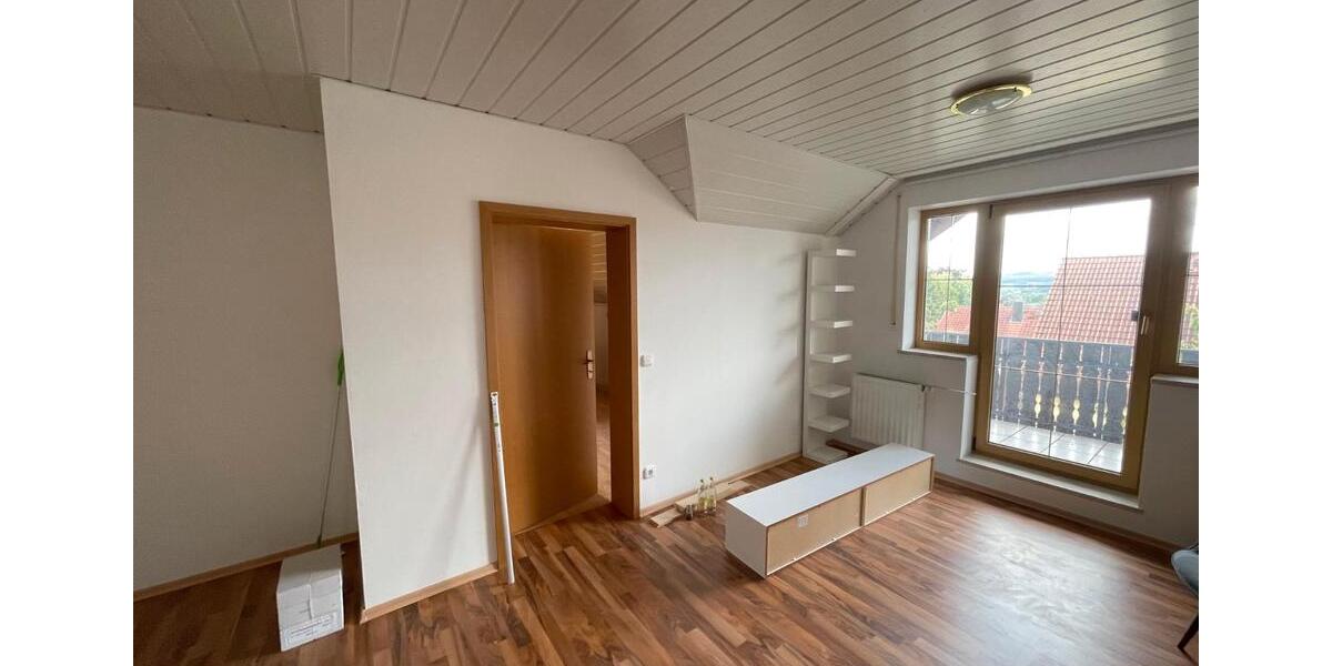 Dachgeschoßwohnung Marktredwitz - 3 Zimmer, 89 m&sup2;, 780&euro; | Angebot:26427251