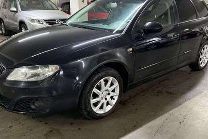 Seat Exeo 289.111 km 2.500 &euro; München 80636