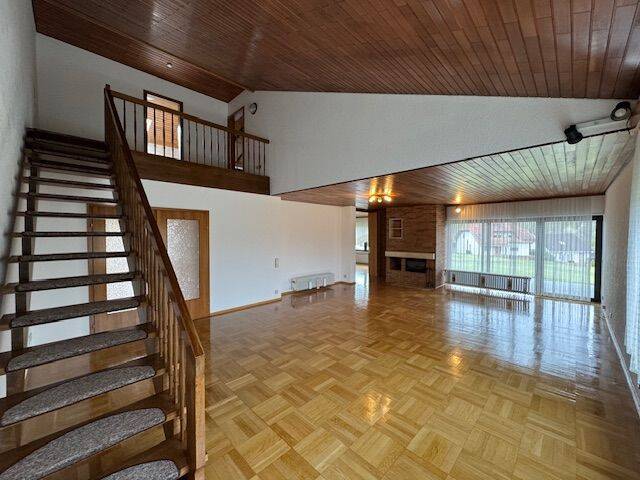 Einfamilienhaus Kusel Bledesbach - 7 Zimmer, 235 m&sup2;, 1.490&euro; | Angebot:23944502