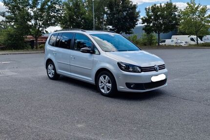 VW Touran 145.600 km 8.400 &euro; Calau 03205