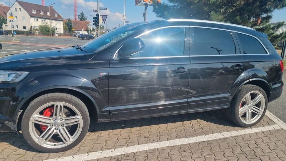 Q7