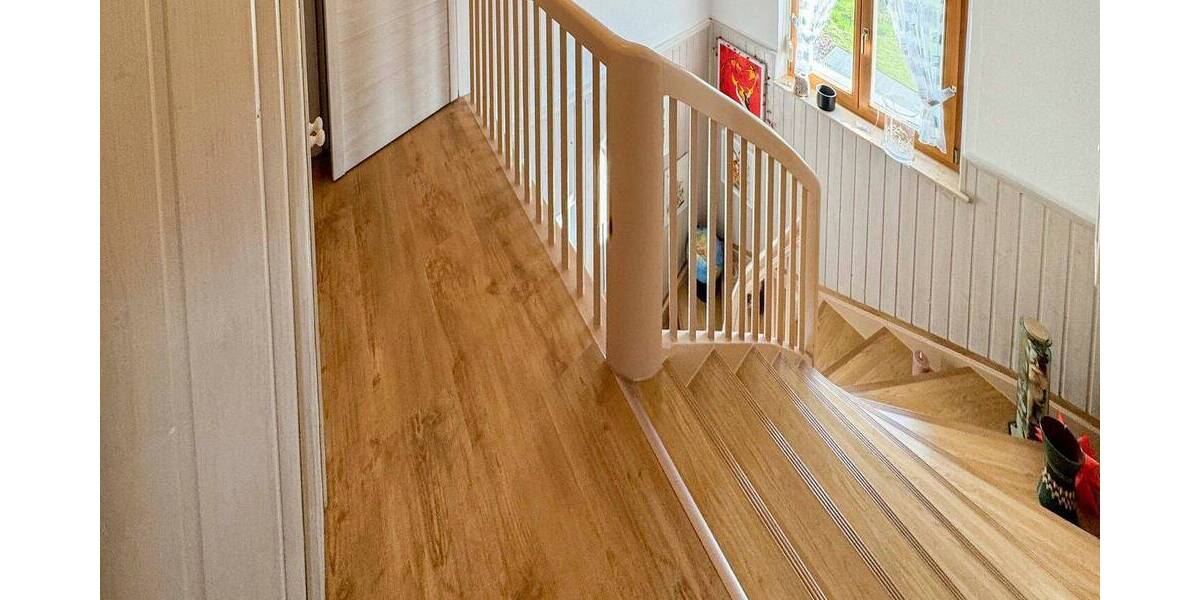 Reihenendhaus Kabelsketal Zwintschöna - 6 Zimmer, 176 m&sup2;, 299.000&euro; | Angebot:26887027