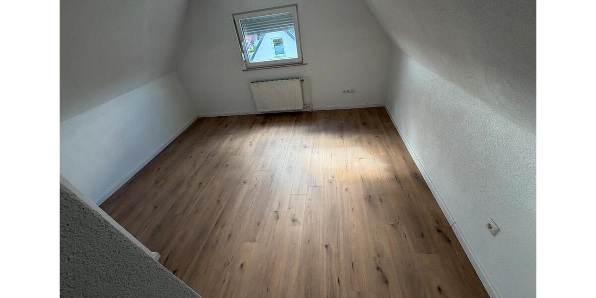 Einfamilienhaus Wolfhagen - 5 Zimmer, 135 m&sup2;, 329.000&euro; | Angebot:26802989