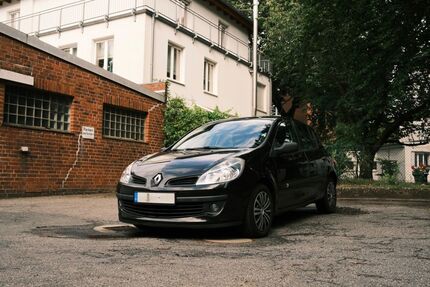 Renault Clio 145.000 km 1.900 &euro; Hamburg 20525