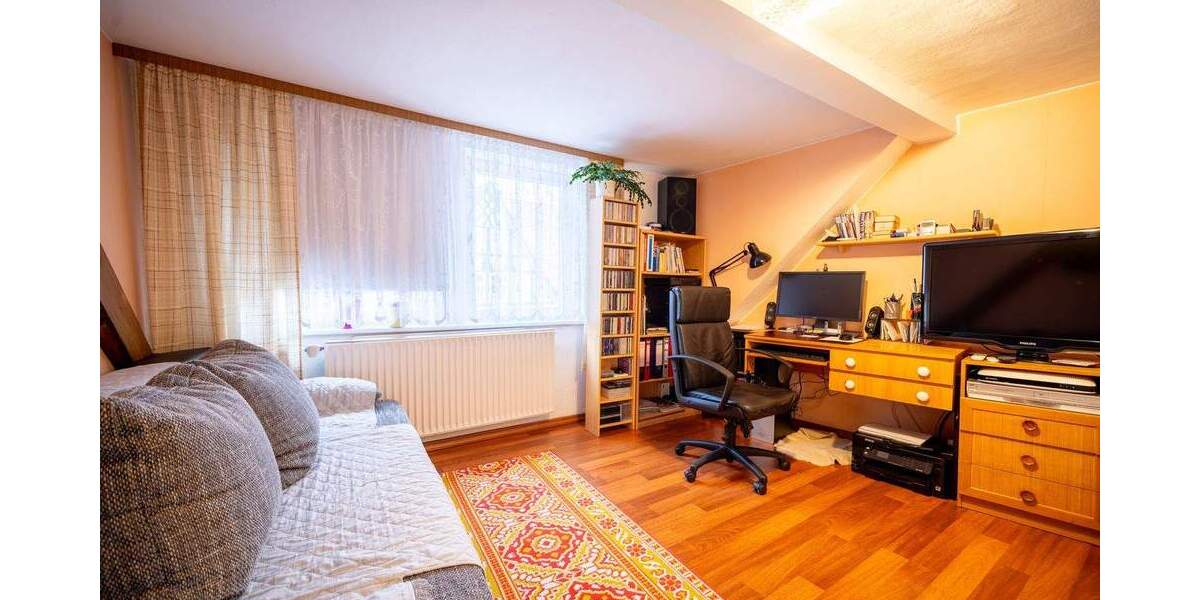 Mehrfamilienhaus, Wohnhaus Bad Salzdetfurth Detfurth - 7 Zimmer, 290 m&sup2;, 249.000&euro; | Angebot:25424506