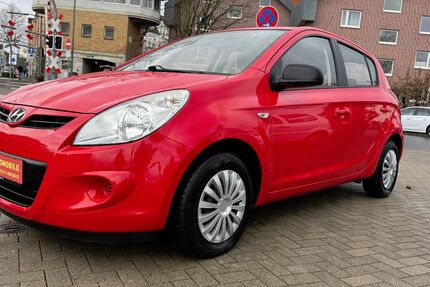 Hyundai i20 110.000 km 3.499 &euro; Paderborn 33100