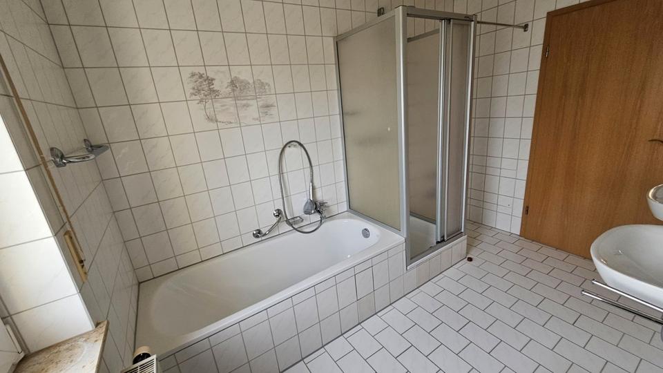 Mehrfamilienhaus, Wohnhaus Hardheim - 10 Zimmer, 256 m&sup2;, 469.000&euro; | Angebot:26271891