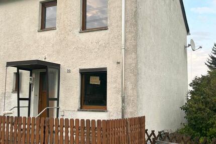 Haus Weischlitz - 7 Zimmer, 80 m&sup2;, 69.500&euro; | Angebot:26600960