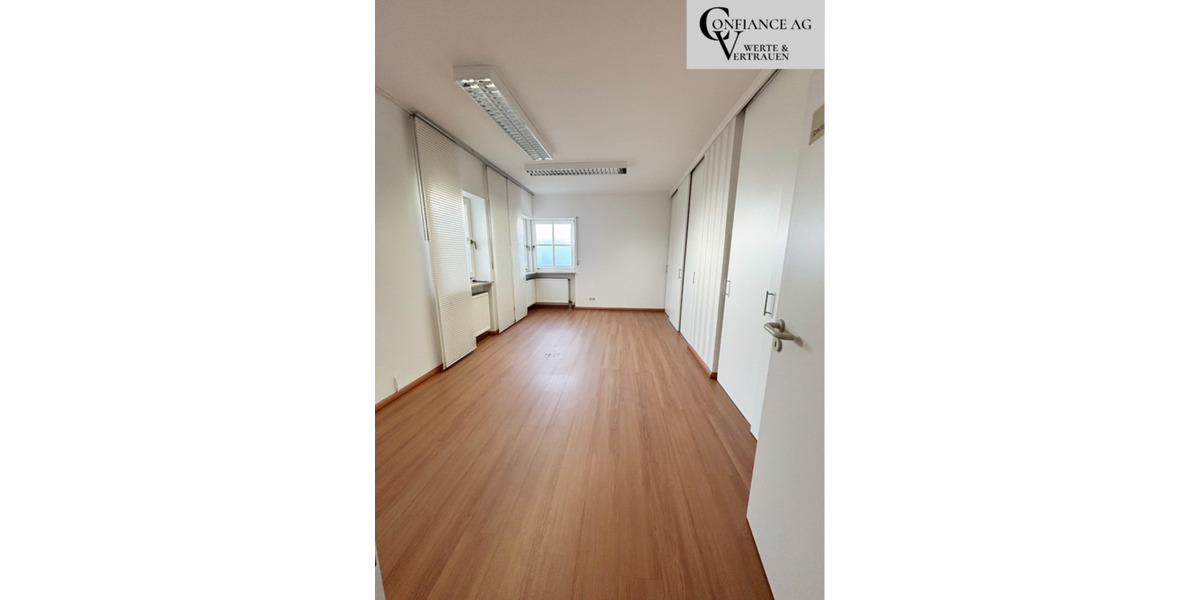 Praxisfläch mit Potenzial in Schöllnach zu vermieten zimmer