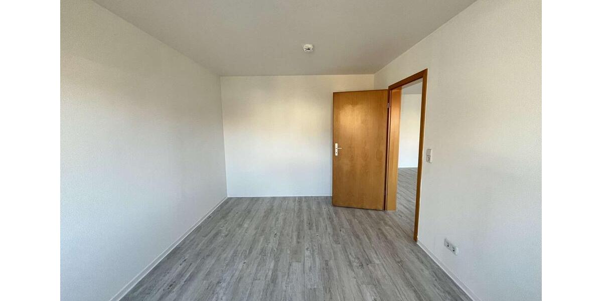 Etagenwohnung Halberstadt - 2 Zimmer, 64 m&sup2;, 349&euro; | Angebot:25791446