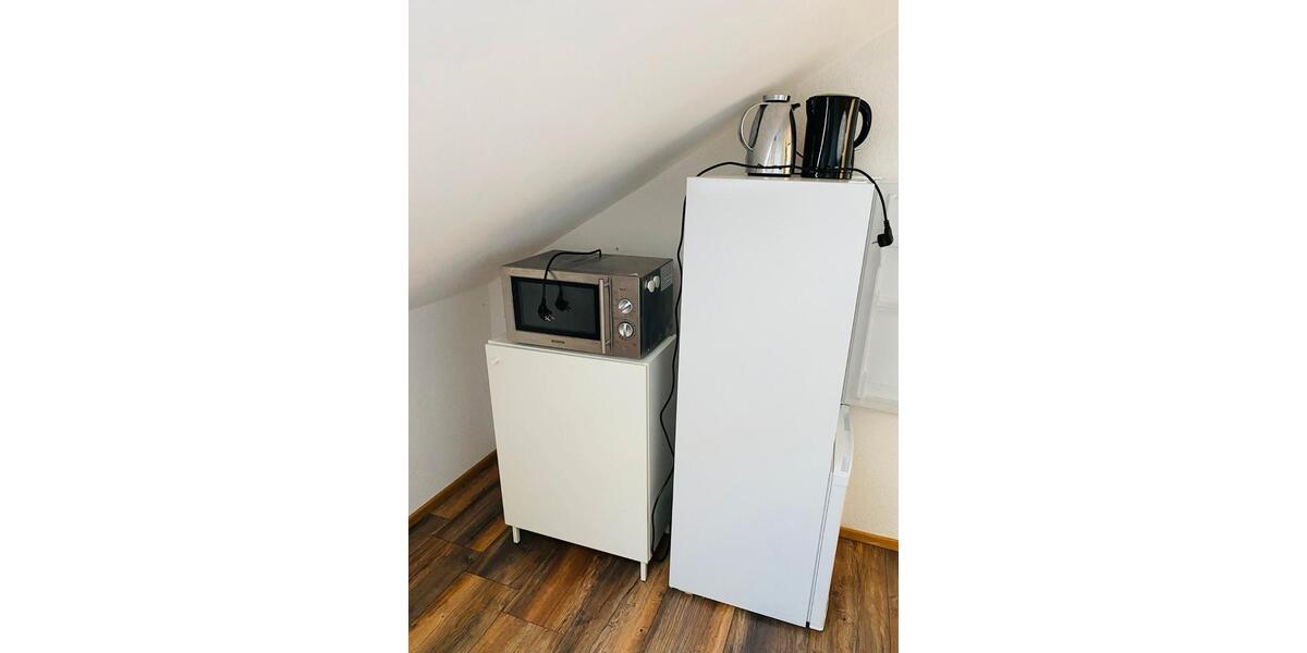 Dachgeschoßwohnung Würzburg Lengfeld - 1 Zimmer, 35 m&sup2;, 600&euro; | Angebot:26351910