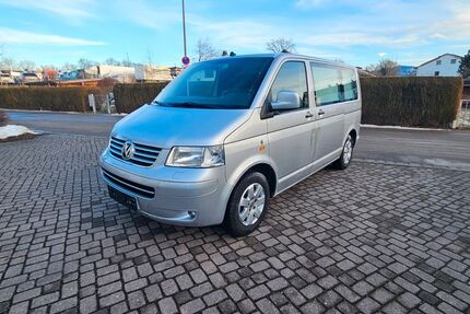 VW T5 Transporter 242.000 km 3.900 &euro; Rosenheim 83026