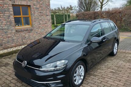 VW Golf 146.461 km 15.750 &euro; Straelen 47638