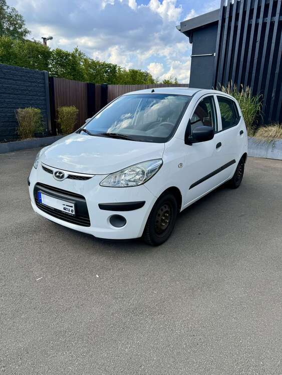 i10