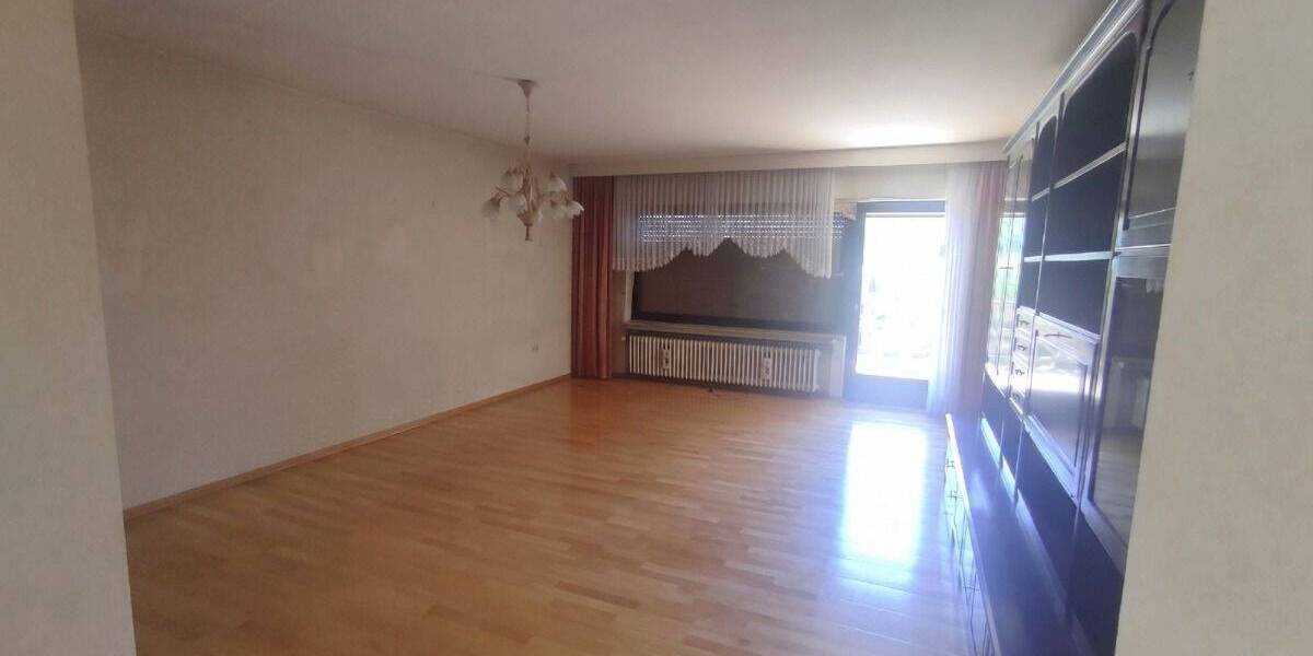 Doppelhaushälfte Mülheim-Kärlich Mülheim - 8 Zimmer, 196 m&sup2;, 180.000&euro; | Angebot:26851852