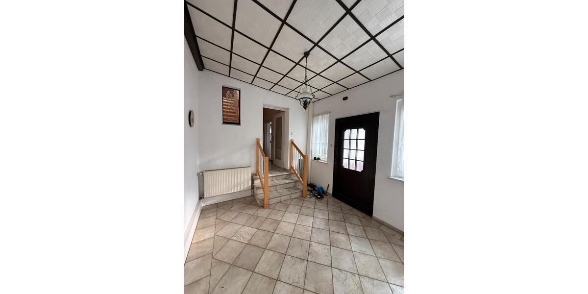 Einfamilienhaus Plessa - 8 Zimmer, 110 m&sup2;, 185.000&euro; | Angebot:26834430