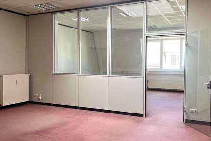 Büro in Altlandsberg 465 € 66.32 m² zimmer