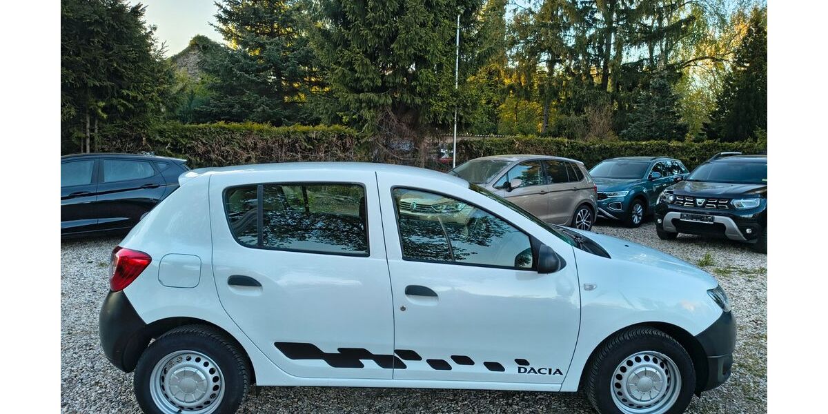 Dacia Sandero 59.000 km 5.999 &euro; Fredersdorf-Vogelsdorf bei Berlin 15370
