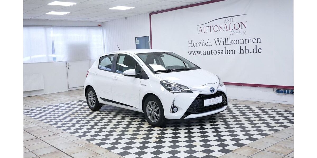 Toyota Yaris 61.579 km 14.499 &euro; Hamburg 22399