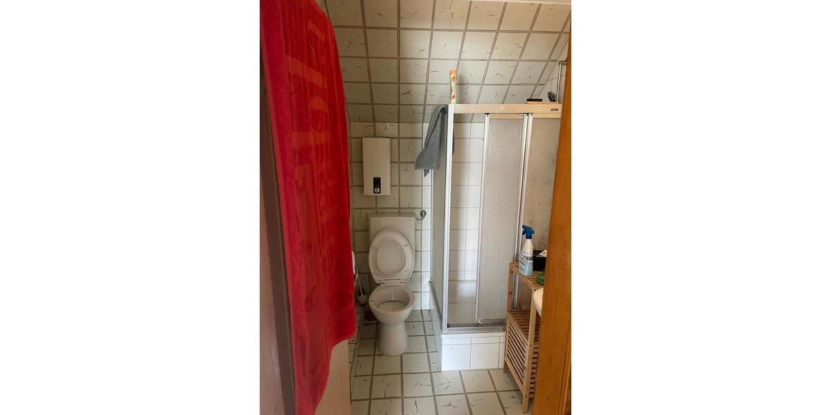 Dachgeschoßwohnung Düsseldorf Stadtbezirk 5 - 3 Zimmer, 57 m&sup2;, 500&euro; | Angebot:26664024