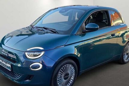 Fiat 500 1.500 km 22.470 &euro; München 81547