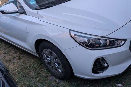 Hyundai i30 80.000 km 10.600 &euro; Siegburg 53721