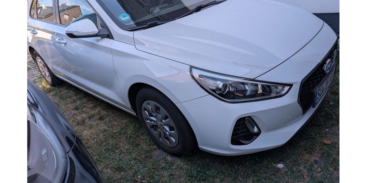 Hyundai i30 80.000 km 10.600 &euro; Siegburg 53721