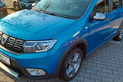 Dacia Logan 25.146 km 9.900 &euro; Kamenz 01917