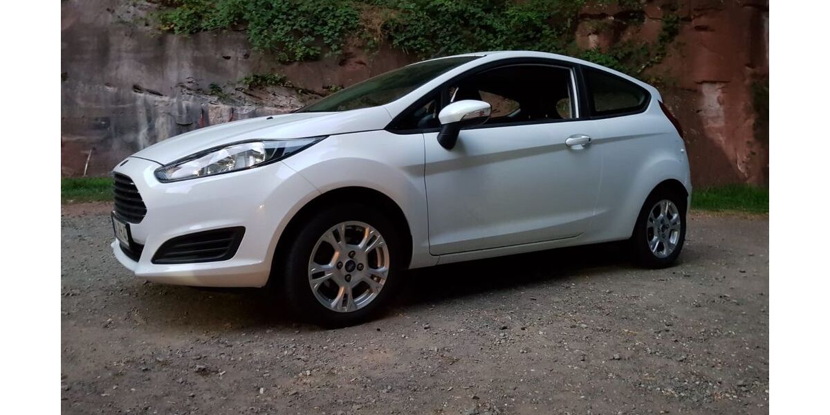 Ford Fiesta 92.000 km 5.000 &euro; Homburg 66424