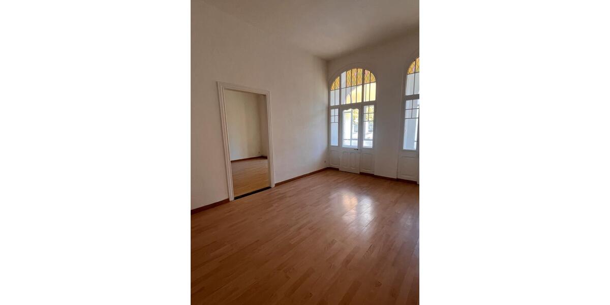 Charmante 4-Raum-Wohnung mit Balkon in Weißenfels 4 zimmer