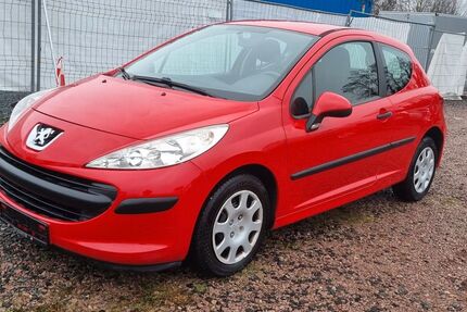 Peugeot 207 158.750 km 1.700 &euro; Rüsselsheim am Main 65428