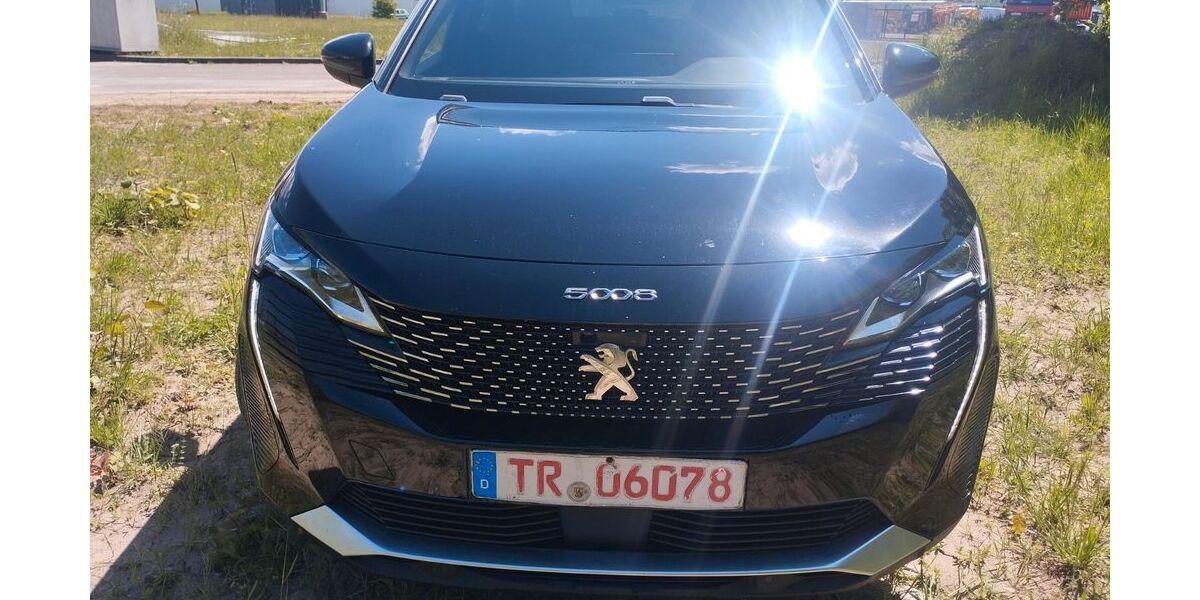 Peugeot 5008 177.000 km 19.040 &euro; Konz-koenen 54329