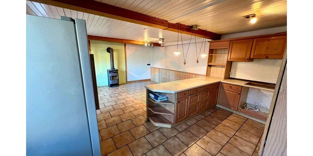 Einfamilienhaus Butzbach / Hoch-Weisel Hoch-Weisel - 5 Zimmer, 129 m&sup2;, 179.000&euro; | Angebot:25385969