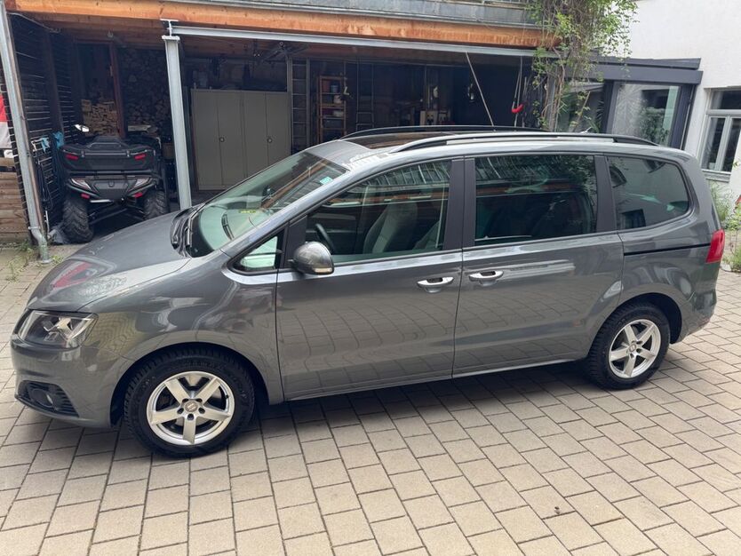 Seat Alhambra 89.000 km 16.900 € Fürth 90762