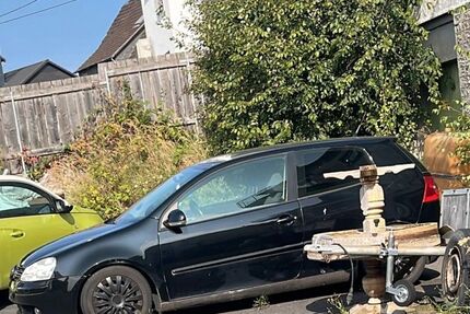 VW Golf 203.000 km 900 &euro; Weyerbusch 57635