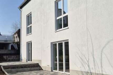 Haus Fuldatal Ihringshausen - 6 Zimmer, 140 m&sup2;, 1.690&euro; | Angebot:25274000