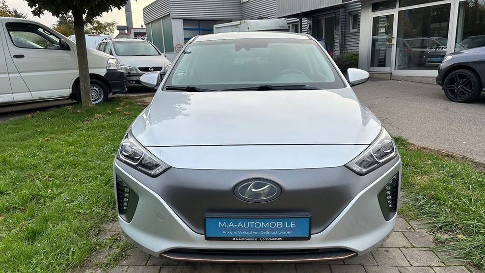 Hyundai IONIQ 145.000 km 9.690 € Marbach am Neckar 71672