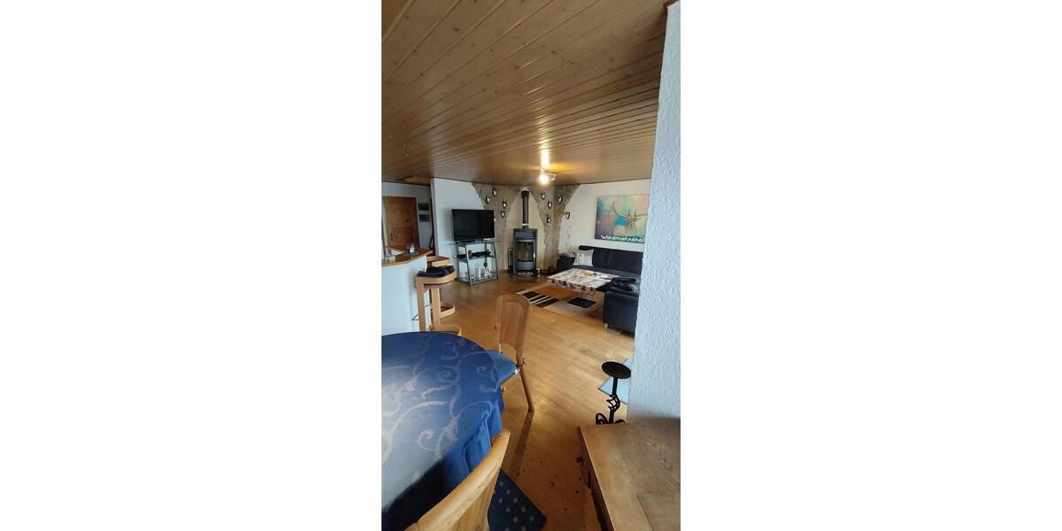 Großzügige Maisonette Wohnung in ruhiger Lage ! 4 zimmer