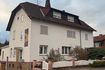 Haus Petersberg - 14 Zimmer, 400 m&sup2;, 310.000&euro; | Angebot:23871483