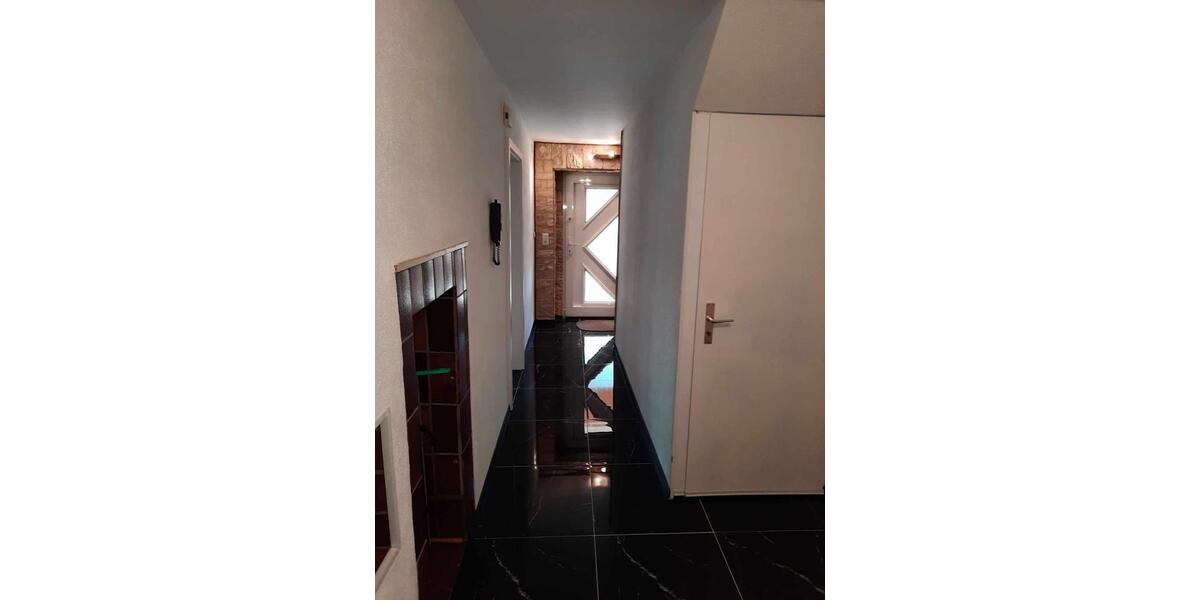 Erdgeschoßwohnung Neresheim - 3 Zimmer, 94 m&sup2;, 950&euro; | Angebot:25085421