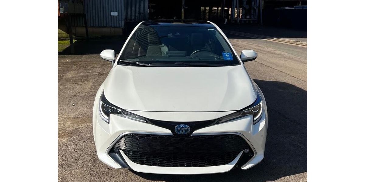 Toyota Corolla 37.000 km 25.300 &euro; Quierschied 66287