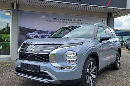 Mitsubishi Outlander 15.000 km 42.500 &euro; Gießen 35394