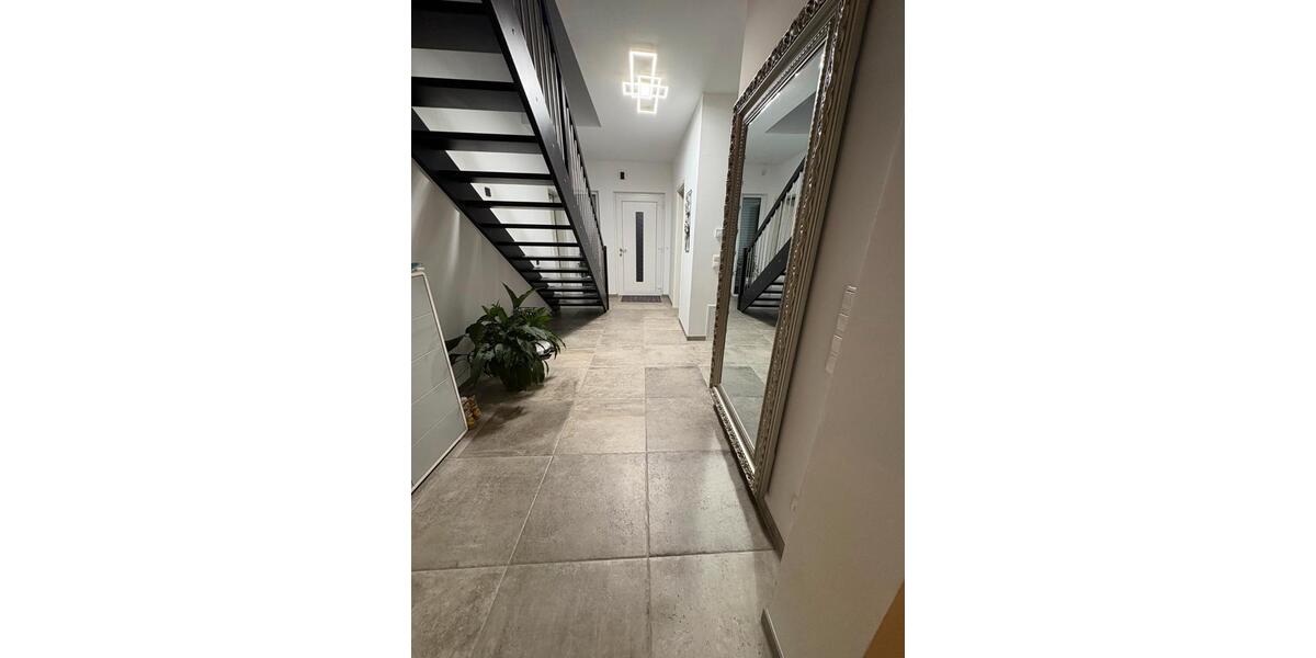 Einfamilienhaus Schwerin Friedrichsthal - 5.5 Zimmer, 151 m&sup2;, 675.000&euro; | Angebot:26007050